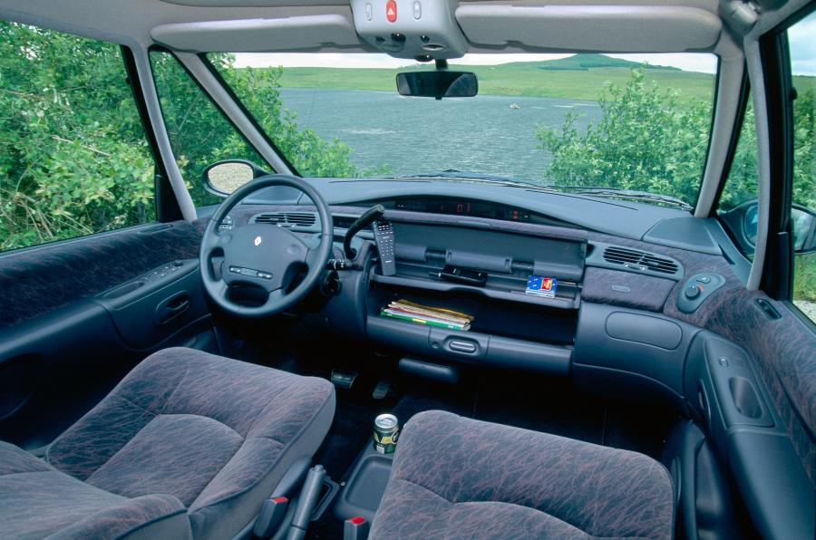 Торпедо Renault Espace (JE0) 1996 года  (WW) (фото 18 из 39)